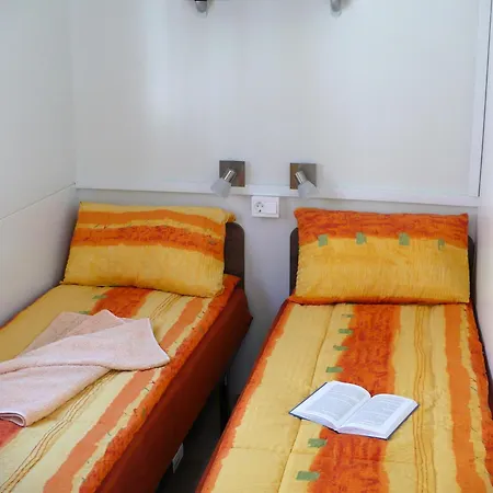 Victoria Mobilehome In Mare E Pineta Campeggio 4*