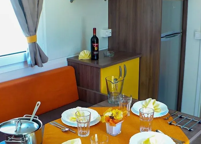 Campsite Victoria Mobilehome In Mare E Pineta 4*